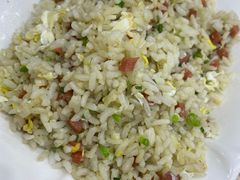 -江城燕子大排档(江汉路步行街店)