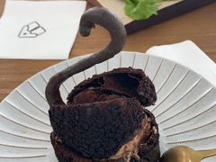 黑天鹅泡芙-52home