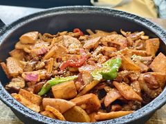 -老钟家烤羊排·敦伊阁清真餐厅胡羊焖饼