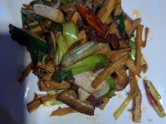 -黑鸡小馆(金源店)