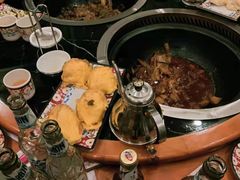 -粘豆包铁锅炖二部(温泉街店)