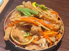 -银米·云南传统过桥米线(双廊黑金冠店)