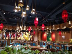 大堂-老滇山寨•云南特色菜•地方菜•民族风情歌舞表演(金碧店)