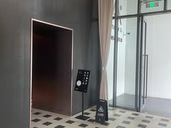 -北京国贸CBD华贸中心亚朵酒店