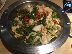 -小鱼小牛·鱼牛干锅·脆鱼火锅(世欧广场店)