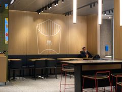 -麦当劳(徐汇漕溪北路百脑汇店)