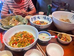 -李犟大爆鳝面·手工蟹黄包(湖滨西湖店)
