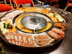 -哈哈碳都·牛肋条无限自助烤肉(台江万达店)