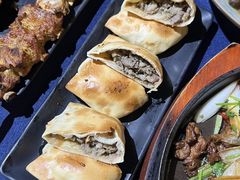 -伊带伊路新疆美食府(呼家楼店)