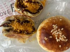 豆沙蛋黄酥-闻酥园(水碾河路店)