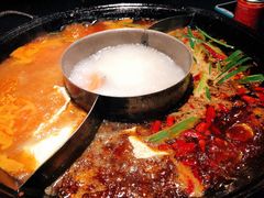 -渝涯重庆豆花老火锅(中赢国际店)