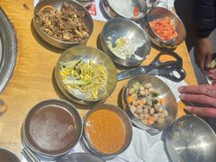 -老炉家木炭烤肉(长江国际店)