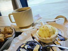 -玛格萝妮(汇智国际商业中心店)