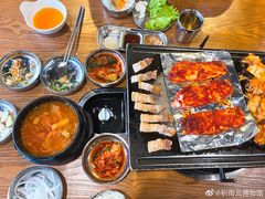 -香猪坊韩国烤肉专属门店(魏公村店)