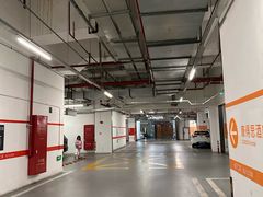 -虹桥天地-停车场