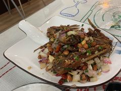 -老鄞江清水龙虾•赵赵家(江北店)