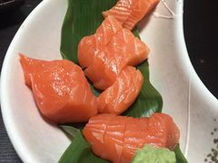三文鱼刺身-日本料理神拉面
