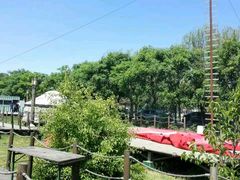 -万源龙顺度假庄园生态观光园