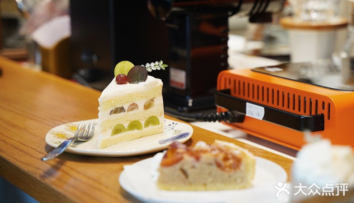 葡萄青提戚风 黑芝麻豆乳红茶戚风