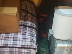 -安东易迷你自助仓储寄存仓库(草桥店)