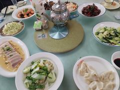 -秦臻海鲜农家乐(奉贤店)