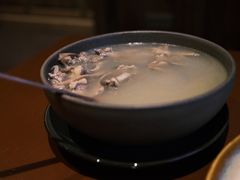 松茸鸡汤-松赞拉萨林卡酒店