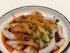 -渝信川菜 · 川味家常菜(财富购物中心店)