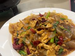 -鲁南仔·滕州炒鸡(经三路店)