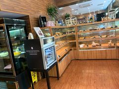 面包甜点陈列柜-梦菲思饼屋(瑞金宾馆店)