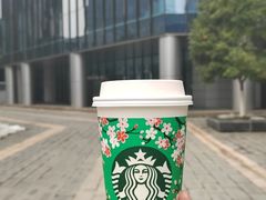 -星巴克(南京孵鹰大厦店)