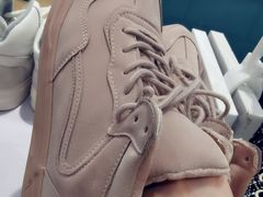 -hotwind热风(中贸广场店)