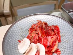 -蚂蚁洞·烤肉大营地(上海静安大悦城店)