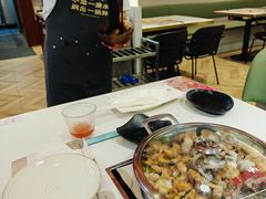 -黄记煌三汁焖锅(首创奥特莱斯店)