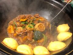 -鱼窝棚柴火铁锅炖(富山屯店)