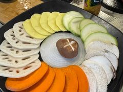 -三国惹火烤肉·中日韩烤肉集合店(百草路店)