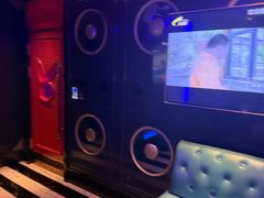 -UK派对KTV(日月广场店)