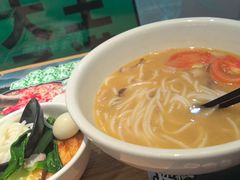 -蒙自源米线大王(东站店)