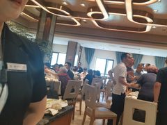 -辣螃铠盆盆蟹大排档(海昌店)