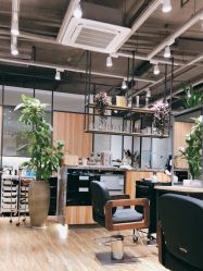 -Mentor Hair Salon