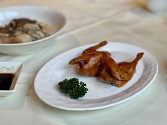 烤乳鸽-利苑酒家(金宝店)