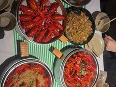-巴厘龙虾·榜首油焖大虾(音乐学院·沿江酒馆店)