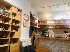-半勺舒舒生日蛋糕店