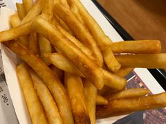-The Habit Burger Grill 哈比特汉堡(世博店)