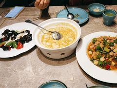 -月枫江南小馆(绿地缤纷广场店)