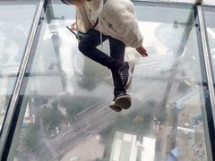-东方明珠·空中旋转餐厅