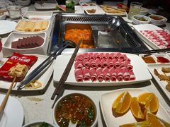 -海底捞火锅鲜切牛肉主题店(长寿路店)