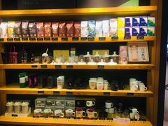 零售区-星巴克(杭州嘉里中心4F店)