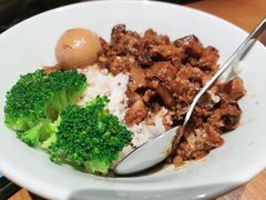 红藜麦卤肉饭-村外有星光小食铺(长嘉汇店)