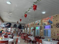 -何适山庄(水长城P2停车场店)