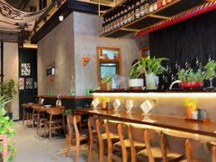 -8PINTS八品脱·日料·烧鸟·精酿小酒馆(莘庄店)